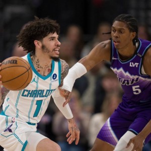 NBA-鲍尔17+5+5黄蜂9人上双150-95狂胜爵士55分